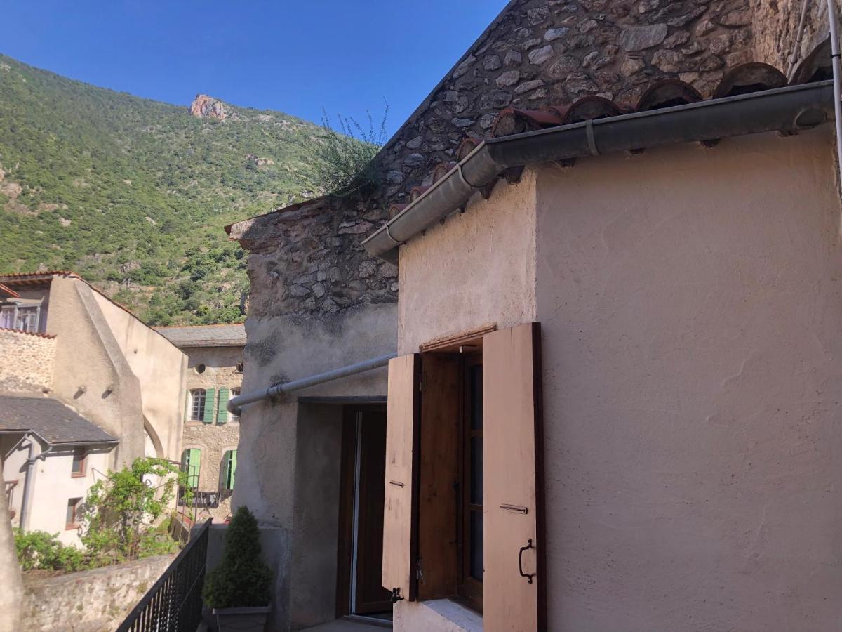 Les Maisons Du Conflent, Maisons Familiales En Pierre Au Coeur Des Remparts Villefranche-de-Conflent Esterno foto
